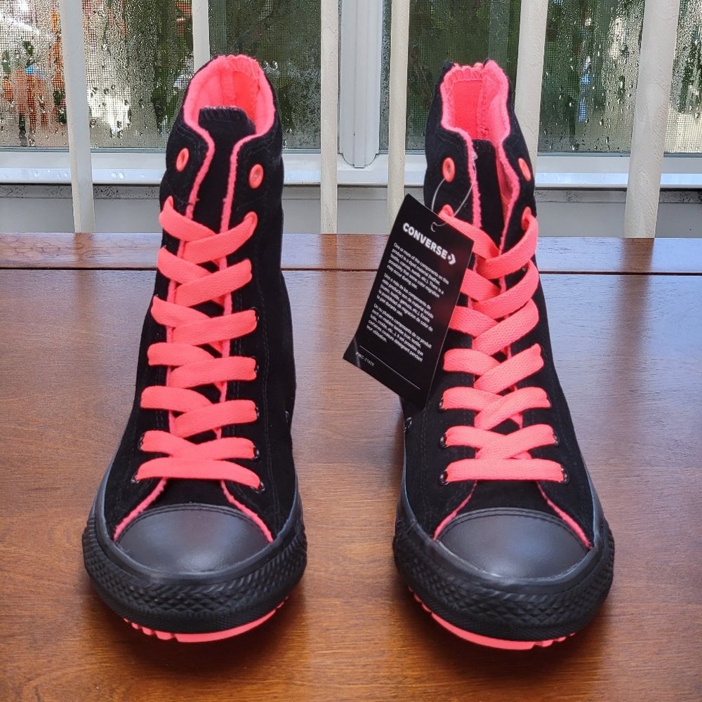 Converse Girls CTAS Hi Rise Boots 658144C NWOBSize 4Y - Picture 3 of 8